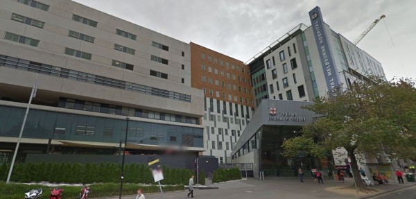傷者緊急送往Apllo Bay Hospital及Royal Melbourne Hospital（見圖）兩家醫院治療。（圖擷自Google Map）