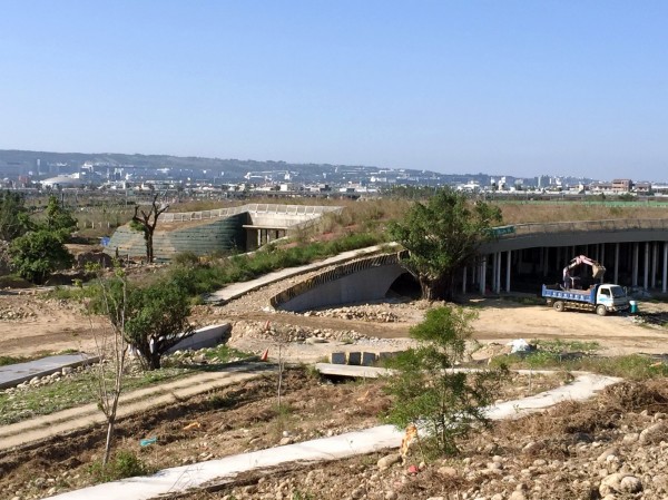 中央公園景觀橋將跨越河南路。（圖由台中市政府建設局提供）