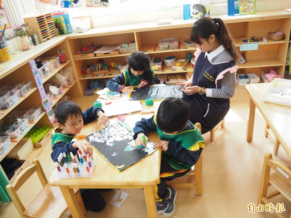 桃園市公立幼兒園及非營利幼兒園，5月10日起招生登記，今年共增加41班、1200個名額。（記者陳昀攝）