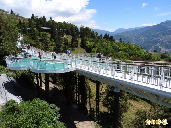 南投縣仁愛鄉「清境高空觀景步道」，縣府訂5月27日正式啟用。（記者佟振國攝）