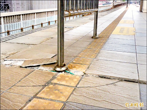 浮洲車站設施損壞議員痛批台鐵 地方 自由時報電子報 浮洲車站設施損壞議員痛批台鐵 地方 自由時報電子報