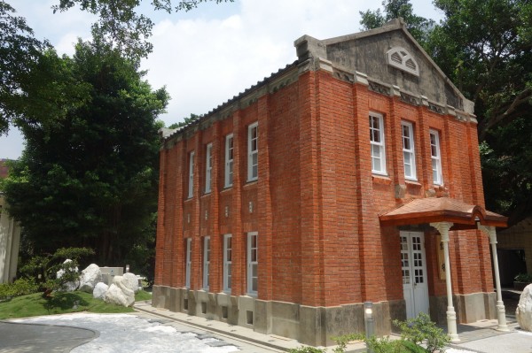 台北科技大學修復有91年歷史的校內「紅樓」建物，是台北市定古蹟。（北科大提供）