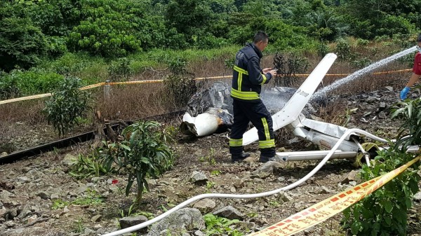 載有台灣知名紀錄片導演齊柏林的凌天航空直升機今發生墜毀意外，機上3人全部罹難。（民眾提供）