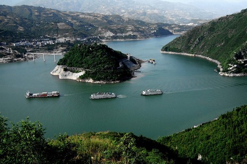 白帝城變孤島，中國想申請世界遺產。（圖擷取自網路）