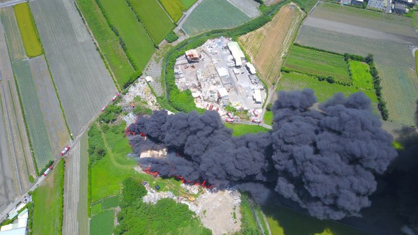 空拍火警現場（記者顏宏駿翻攝）