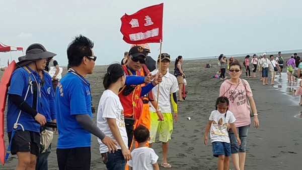 岸際救援協勤站今天啟動，力拚水域0事故。（記者洪臣宏翻攝）