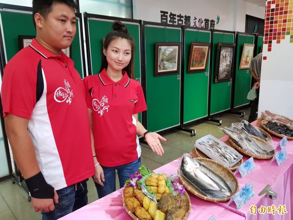 七股農漁物產富饒，有七股七寶（虱目魚、烏魚、吳郭魚、石斑、白蝦、文蛤、牡蠣）等在地季節限定美食，也有蚵嗲等銅板小吃。（記者王涵平攝）