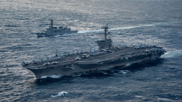 美參議院同意美國海軍軍艦可定期停靠台灣港口。圖為美軍航母卡爾文森號。（法新社）