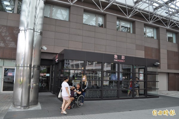 長庚醫療體系急診醫學部前部長陳日昌表示，長庚院方撤銷原處分是「還我清白」，他甚感欣慰。（資料照，記者周敏鴻攝）
