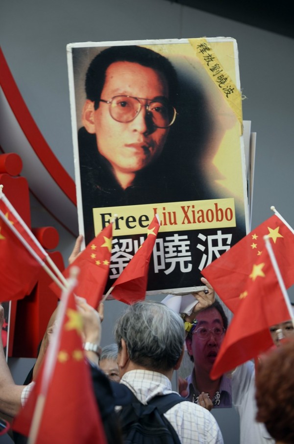 BBC記者實測劉曉波知名度，但一般中國民眾
被問到時，多是茫然的表情答說，「呃，他是誰？」（歐新社）