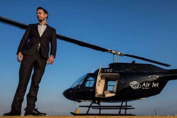 Voom公司推出直升機載客服務，許多商務客認為價格不貴又方便。（法新社）