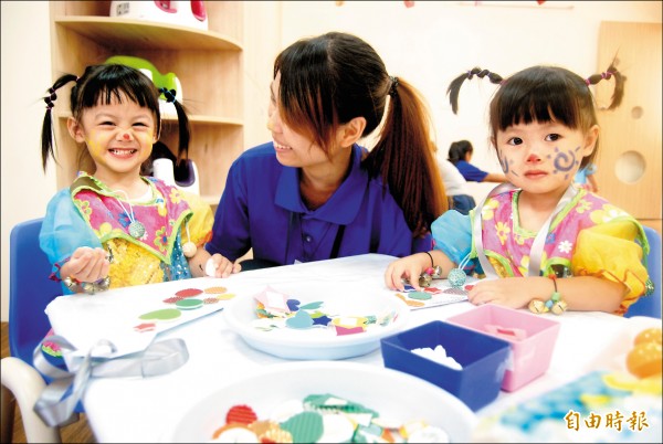 公共托育中心除托育功能，亦開放0至6歲幼童 到場體驗與學習。（記者張安蕎攝）