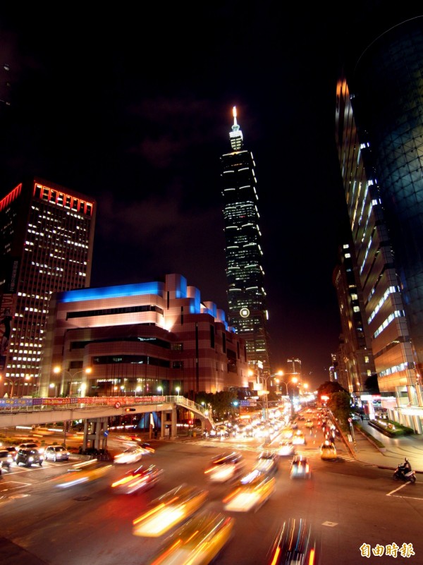 美國《商業內幕》網站列出全球25大高科技城市，台北贏過南韓首爾及新加坡，排名全球第5，為亞洲之冠。圖為北市信義區夜景。（資料照）