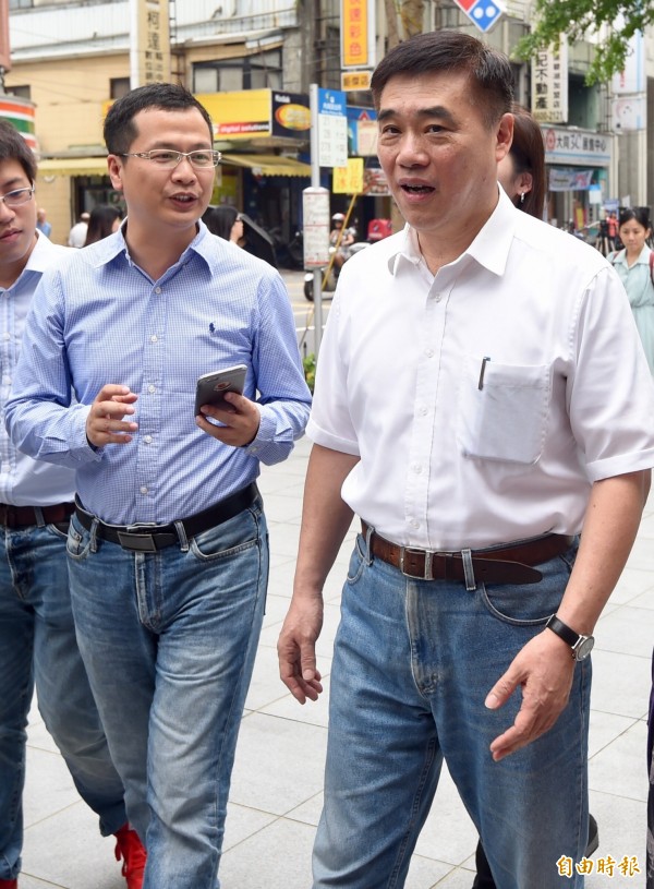 前台北市長郝龍斌（右）、總統府前副秘書長羅智強（左）。（資料照，記者簡榮豐攝）