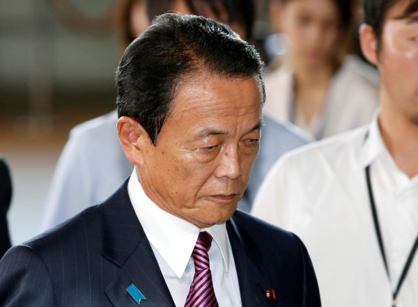 日本副首相兼財務大臣麻生太郎29日演講時，談到德國納粹獨裁者希特勒，由於相關言論被視為擁護希特勒，麻生30日為此道歉。（路透）