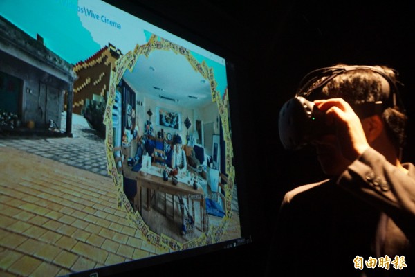 雄影今年首創國內影展先例，自製開發5部VR電影。（記者黃佳琳攝）