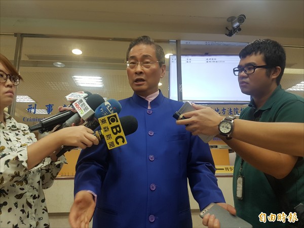 統促黨總裁張安樂。(記者錢利忠攝) 統促黨總裁張安樂。(記者錢利忠攝)