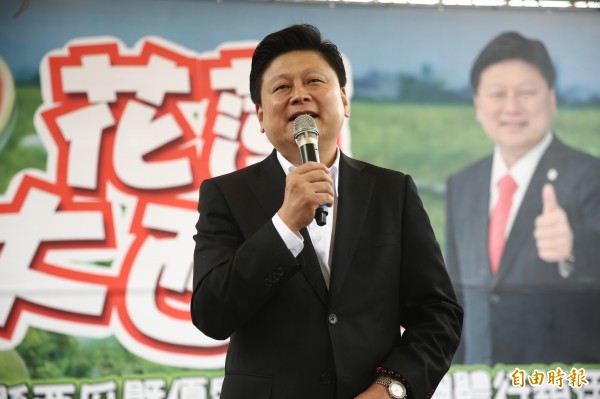 傅崐萁接受媒體專訪時表示，質疑台北市長柯文哲宣傳台北世大運，花費7、8億元，才是浪費公帑。（資料照，記者沈佩瑤攝）