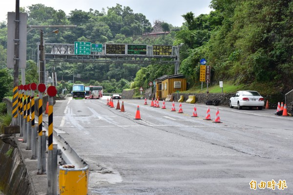 預估今明兩日蘇花公路沿線仍有強降雨，考量行車安全，公路總局不排除預警性封路。圖為蘇花公路南下路口。（記者張議晨攝）