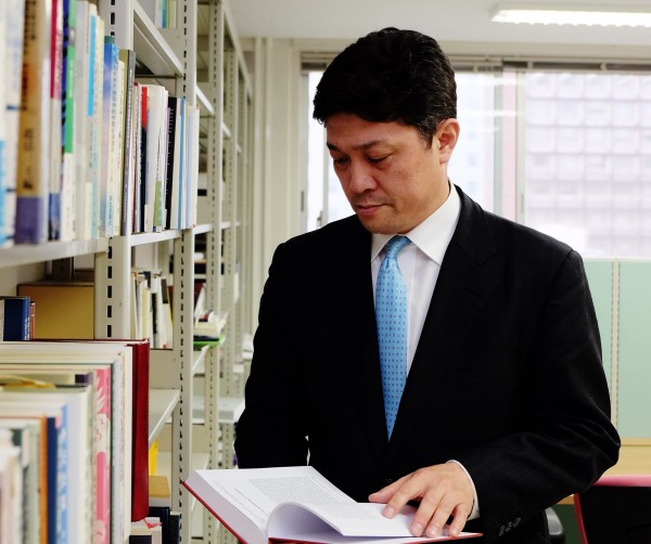 日本東京大學教授松田康博指出，雙方領導人都必須要擁有足夠的權力基礎，在兩岸問題上才能「有些彈性」。（中央社）