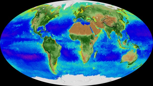 NASA近日於官網公布最新的全球地圖的影片，紀錄20年氣候變化的地球演變，參與NASA研究計畫的1名海洋學家表示，「就像看著地球呼吸一樣，真是令人難忘」。（美聯社）