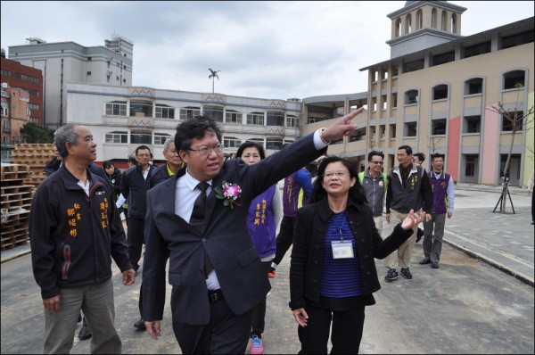 鄭文燦上任後事必躬親，全桃園跑透透，說他一年跑的行程數是過去首長一任的行程數也不為過。（資料照）