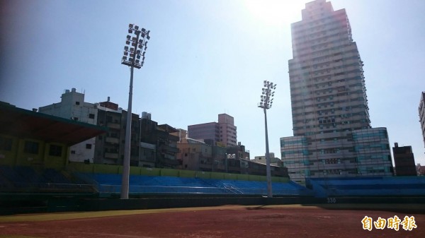 [問卦] 新竹棒球場就是前瞻計畫的八卦？