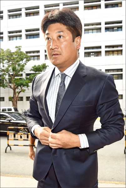 中信金控替「離職員工」的前副董事長辜仲諒墊付刑事案件保釋金，在內稽內控及法令遵循有嚴重缺失，金管會昨宣布重罰一千萬元罰鍰。（資料照）