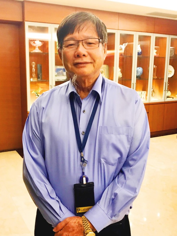 
Ching Fu Shipbuilding Co founder and president Chen Ching-nan poses for a photograph in Kaohsiung yesterday.
Photo: Huang Liang-chieh, Taipei Times