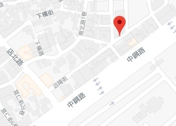 高雄市小港區店陽街民宅14日晚間失火，撲滅後發現一人葬身火窟。（圖擷取自Google Maps）