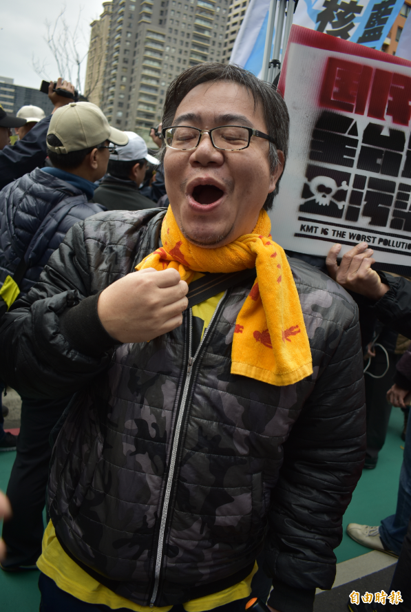 中台灣公民行動聯盟強調，同樣是操弄政黨議題，「為何麼是你操作就可以，我們就不能？」（記者張瑞楨攝）