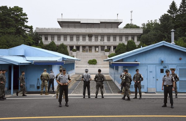 在金正恩於今年元旦對南韓釋出善意後，兩韓在板門店聯絡渠道之間的互動也成為外界注目焦點之一。（美聯社）