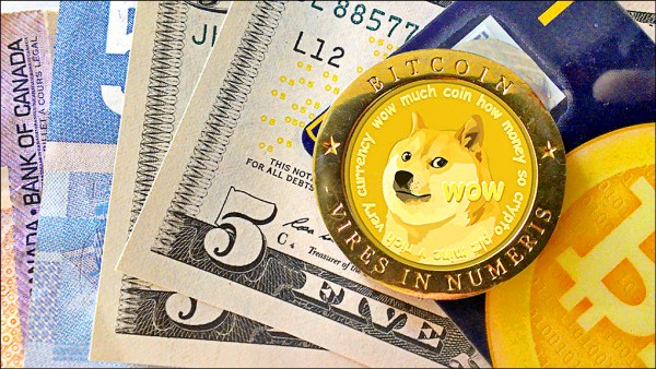 因價格低廉、流通性大而受青睞的數位加密貨幣「狗狗幣」，問世4年來市值已衝破台幣347億元。（取自網路）