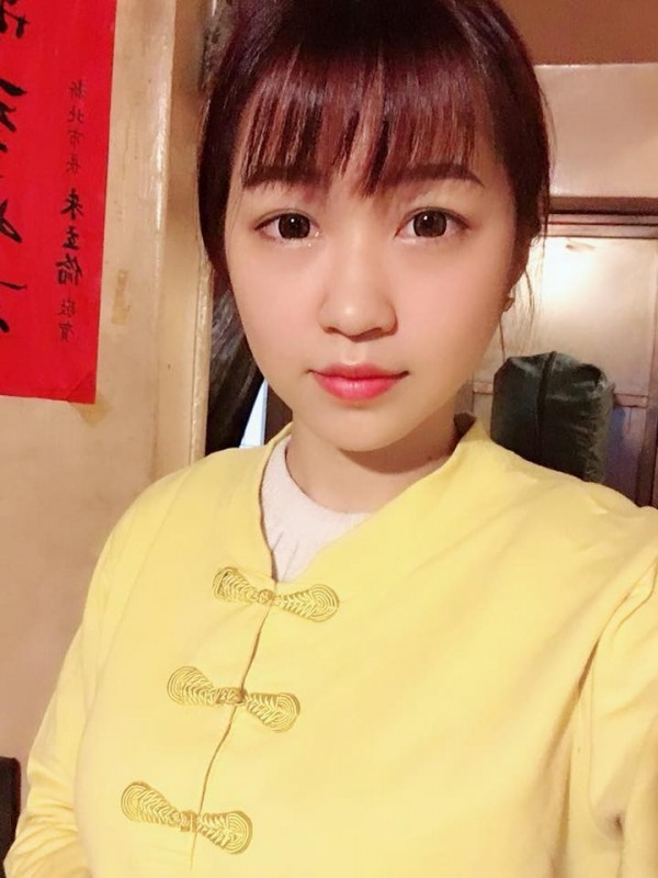 朋友驚呆 被關公欽點21歲的她成 最正乩童 生活 自由時報電子報