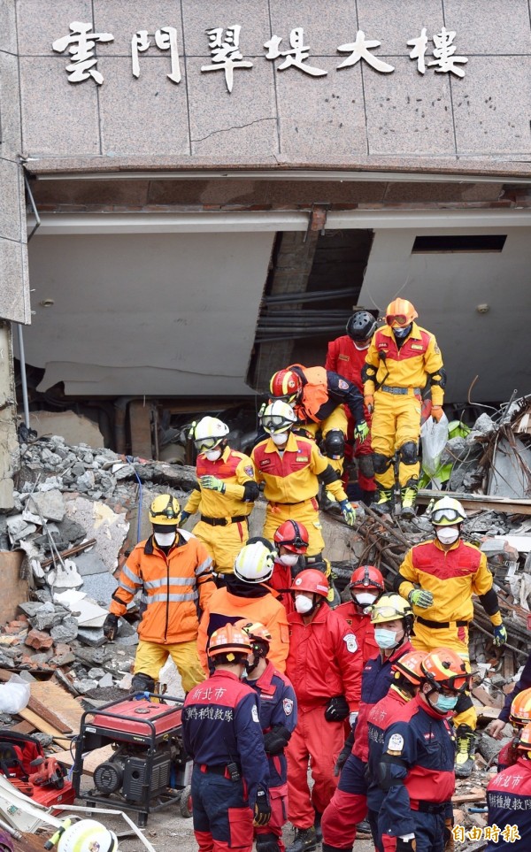 2月6日深夜的地震造成花蓮重大傷亡及災損，新北市政府開設捐款專戶協助救災。（記者羅沛德攝）