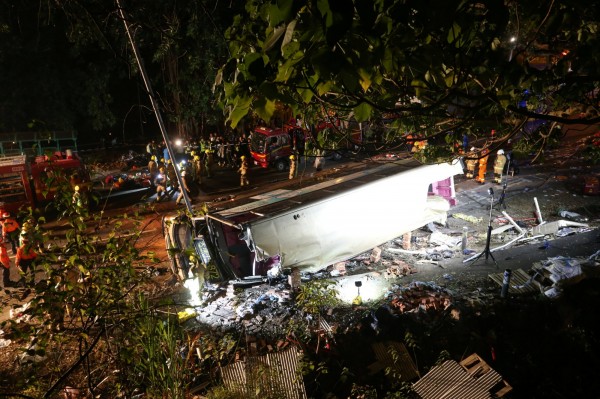 香港大埔日前發生19人、66人受傷死亡的重大巴士翻車事故。（路透）