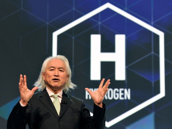 知名日裔美籍理論物理學家加來道雄（Michio Kaku）近日表示，地球人與外星人的「第一次接觸」，可能會在本世紀內發生。（法新社）