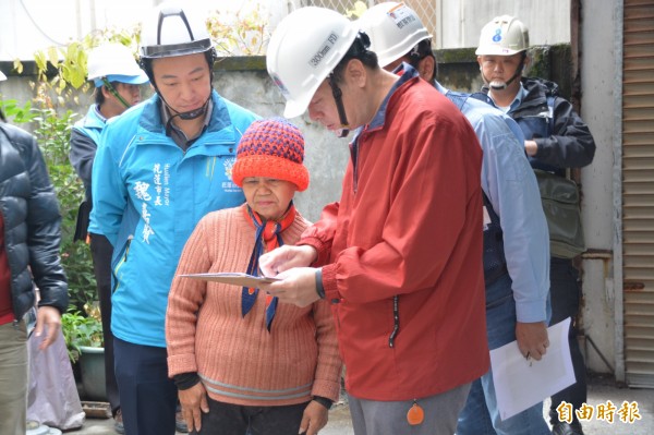 台積電重建工程團隊從2月22日起進駐花蓮，依災情需求，給予重建協助，以弱勢團體及老人優先。（資料照）