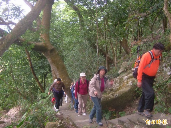 登山專家表示，到陌生環境爬山，裝備更要齊全，此為示意圖（資料照）