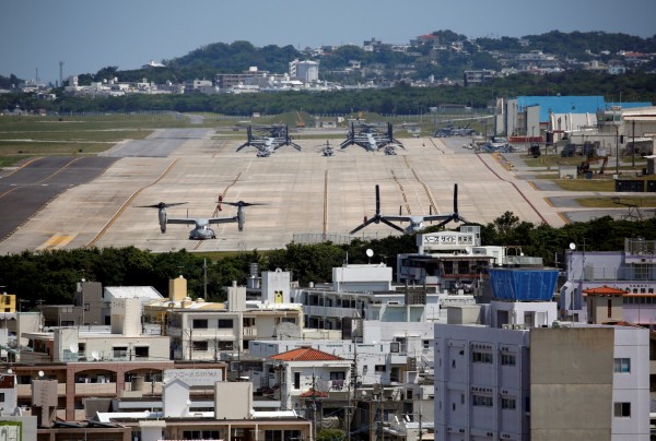 主張自決獨立的日本沖繩縣「琉球民族獨立綜合研究學會」，控訴日本至今仍在沖繩當地建立軍事設施、進行殖民統治。（路透）