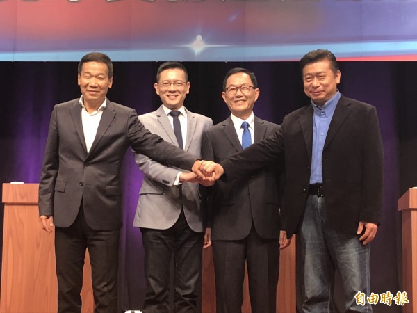 國民黨台北市長初選電視辯論會今登場，圖左至右為鍾小平、孫大千、丁守中、張顯耀。（記者郭安家攝）