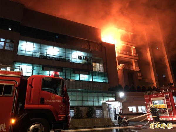 敬鵬工業平鎮廠昨晚9時許發生大火造成死傷。（資料照）