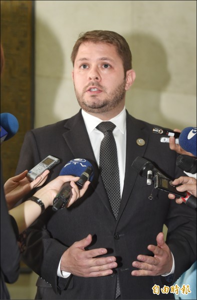 美國聯邦眾議員蓋耶哥昨受訪表示，對美國來說，不論中國做了什麼，美國是台灣重要的盟友、夥伴。（記者方賓照攝）