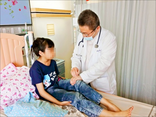 10歲膝蓋痛誤為生長痛竟是急性白血病 即時新聞 自由健康網