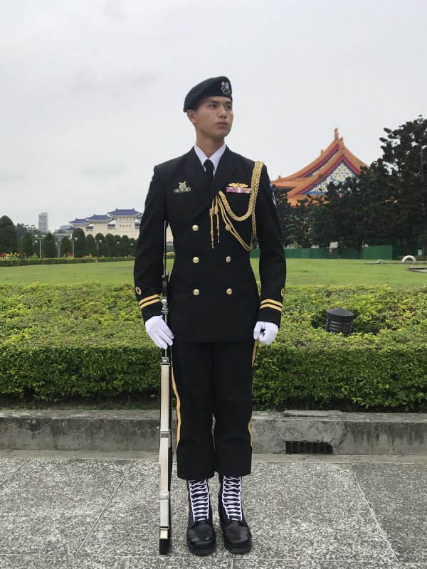 我軍人首度穿制服參加國際儀隊比賽海軍司令錄製加油影片 政治 自由時報電子報