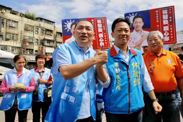 國民黨新北市長參選人侯友宜今天強調，能源政策應建構在國民健康之上，絕對不能簡化為「燃煤或核電二選一」。（圖由侯友宜競選辦公室提供）