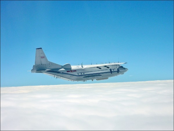 中共運八型運輸機。（資料照，國防部提供）