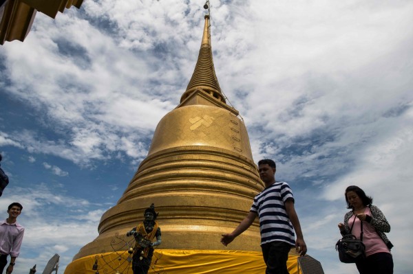 曼谷著名的金山寺（Wat Saket）爆發貪污醜聞，寺廟的住持被發現擁有10個銀行帳戶，裡面共存有400萬美元（約1.2億新台幣）。（法新社）