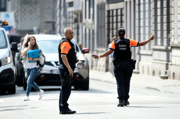 比利時東部列日（Liege）傳出槍擊案，有2名警察和1名路人遭身分不明的男子槍殺，還有2人受傷，槍手最後也自殺身亡。（法新社）