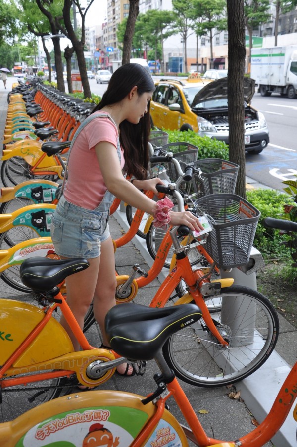 雙北YouBike第三人責任險，6月1日上路，上限200萬元。（新北市交通局提供）